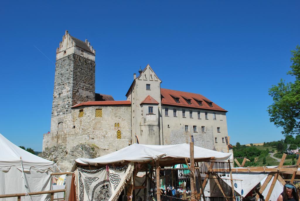 Hotel Burg Katzenstein Katzenstein  Exterior foto